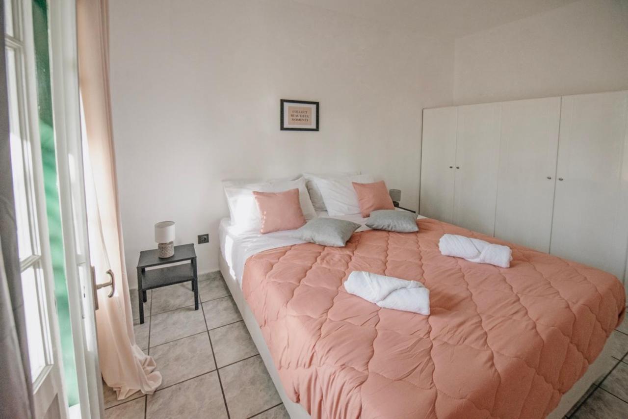 Ionian Luxury Apartments Perama  Exterior photo