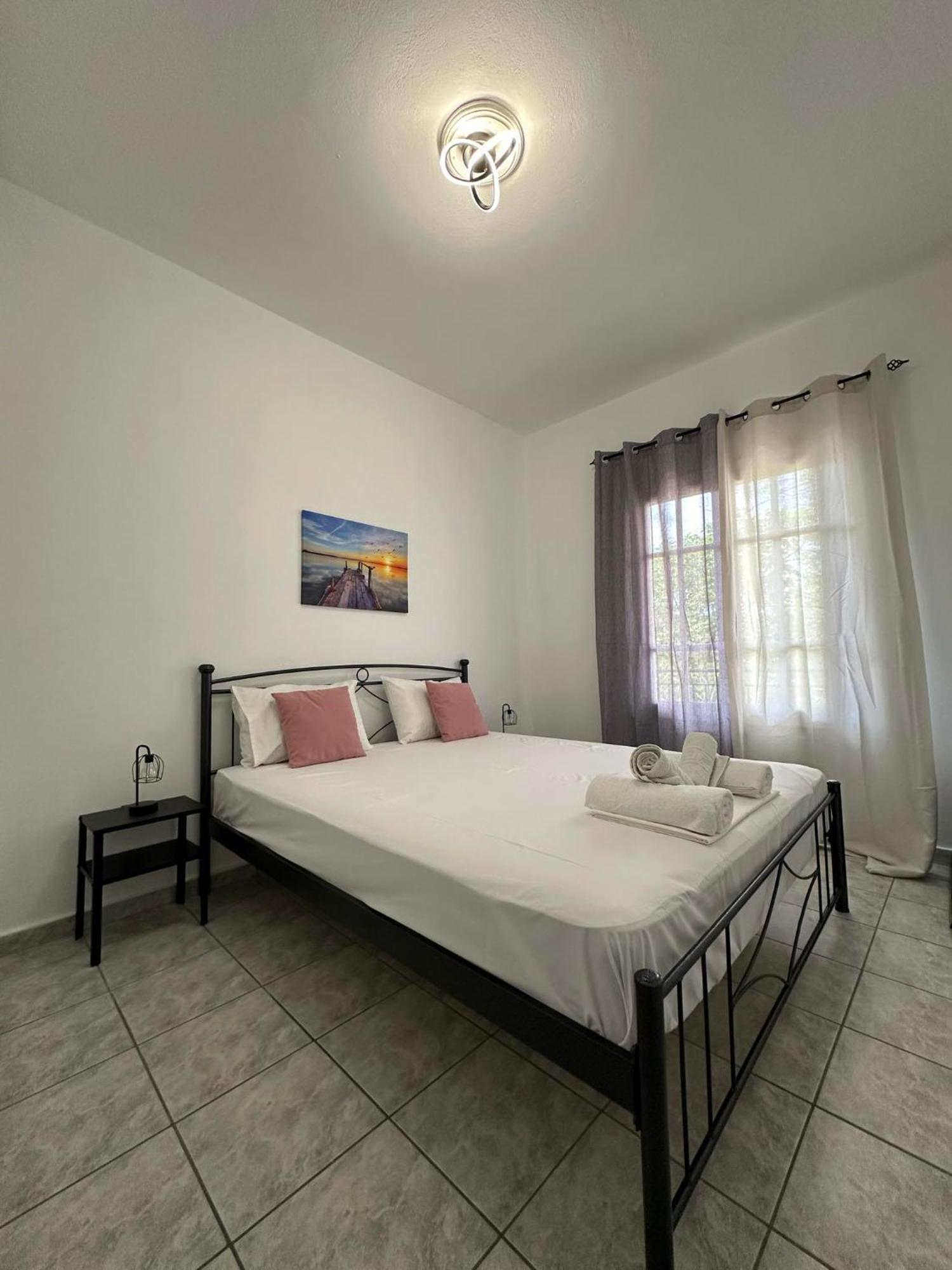 Ionian Luxury Apartments Perama  Exterior photo
